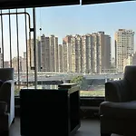 شقه فندقيه علي نهر النيل 704