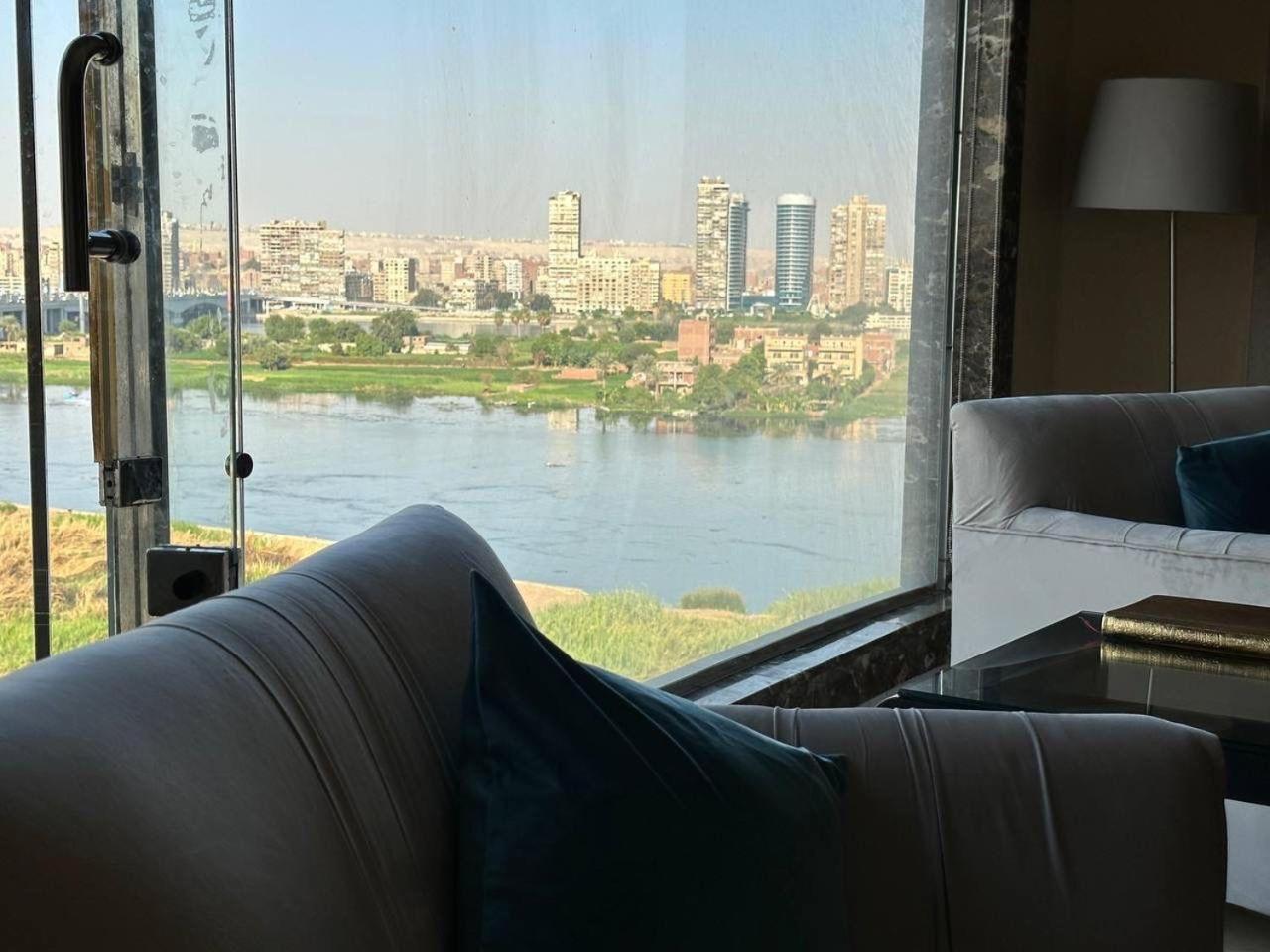 شقه فندقيه علي نهر النيل 704 Apartment *